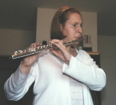 Nichole's new flute.JPG (15387 bytes)